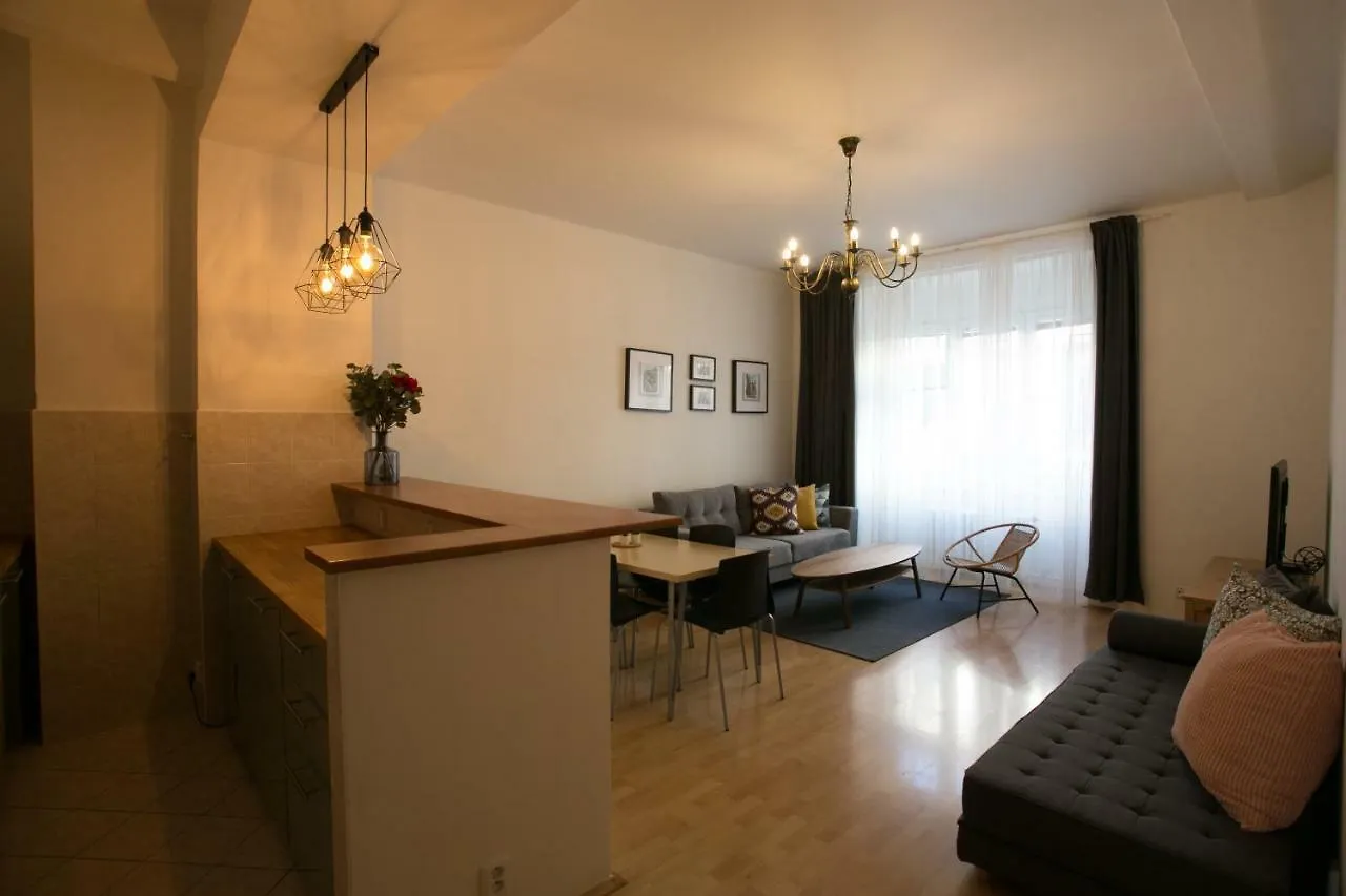 Apartment Gesse Peckova Praha
